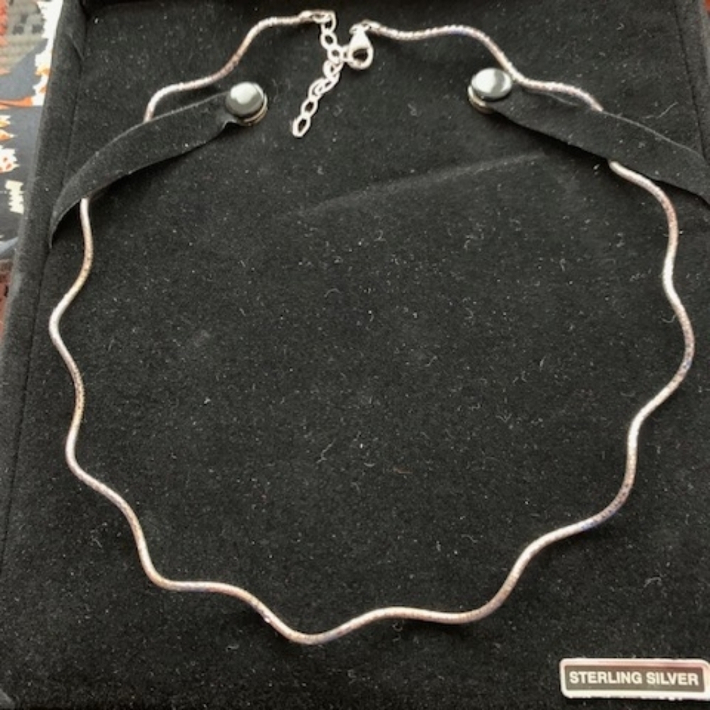 Silver Jewelry Set with Elegant Design